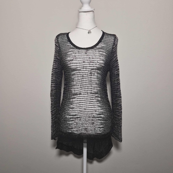 Eileen Fisher Gray Italian Yarn Wired Knit Hi Low Whimsigoth Witchy Gothic Top S - Picture 1 of 9